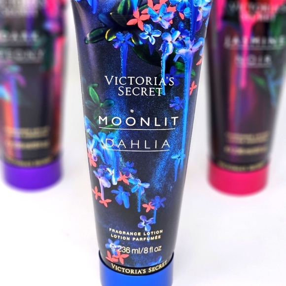 Moonlit Dahlia Fragrance Lotion by Victoria’s Secret – Limited Edition - Picture 3 of 7